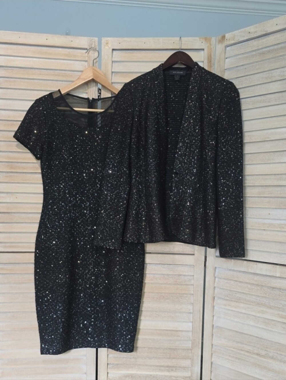 St. John Black Shimmer Sequin 2 Piece Set Evening Formal Dress and Jacket Size 4